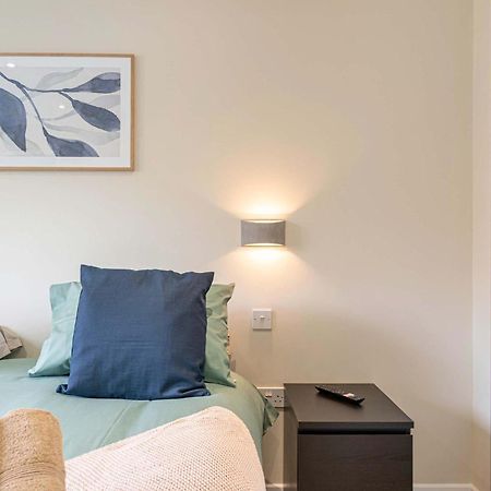 Stylish 2 Bedroom Apartments In Derby Exteriér fotografie